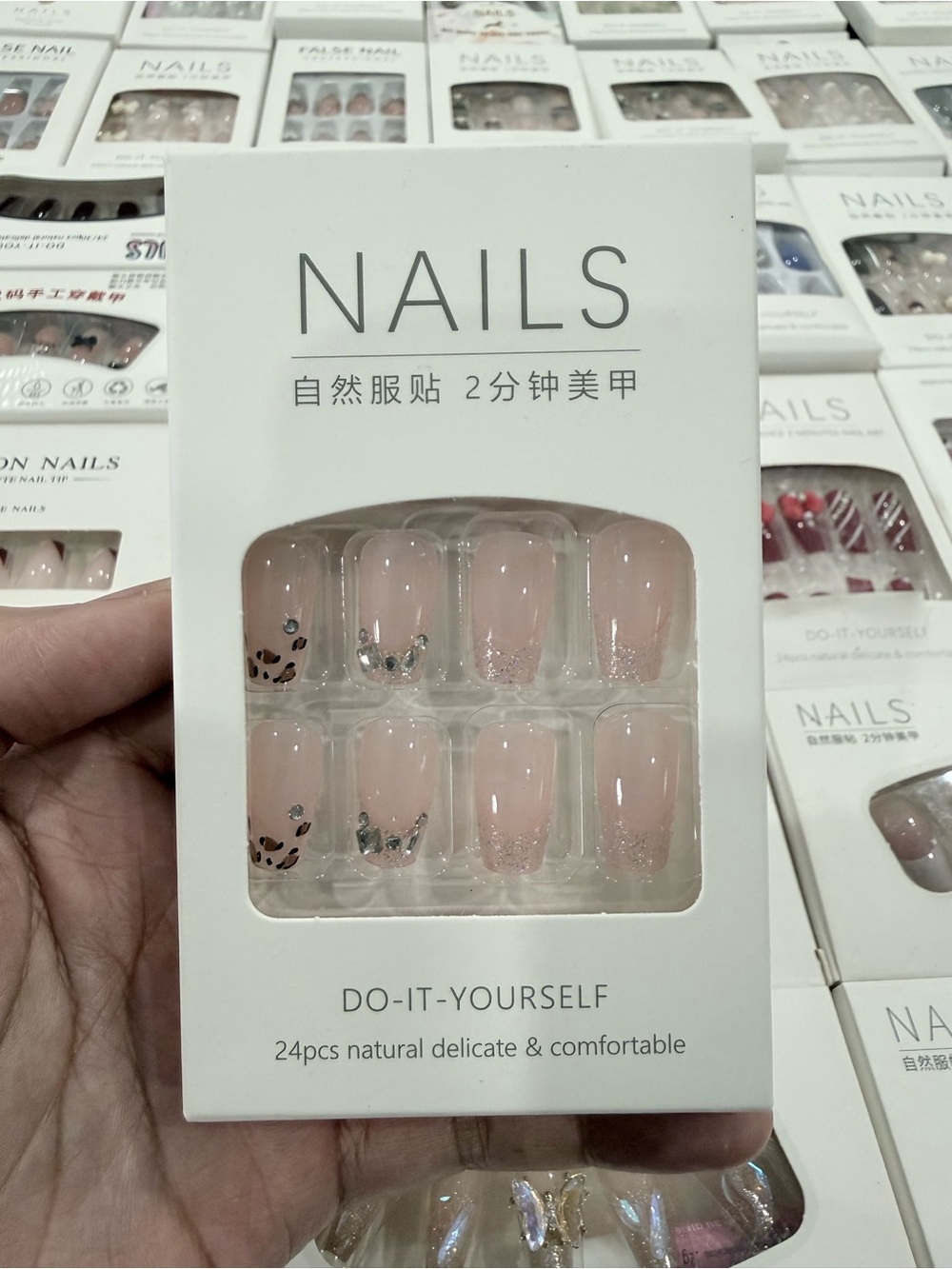 Pink Press-On Nail Set with Accent Designs - Do-It-Yourself